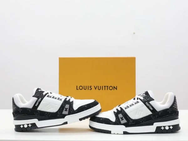 Giày Louis Vuitton Lv Trainer Họa Tiết Hoa Đen Like Auth