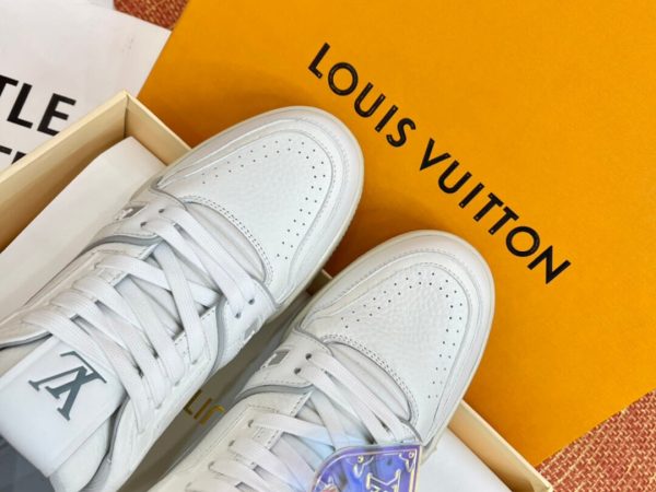 Giày Louis Vuitton Trainer 54 Signature Green White Best Quality